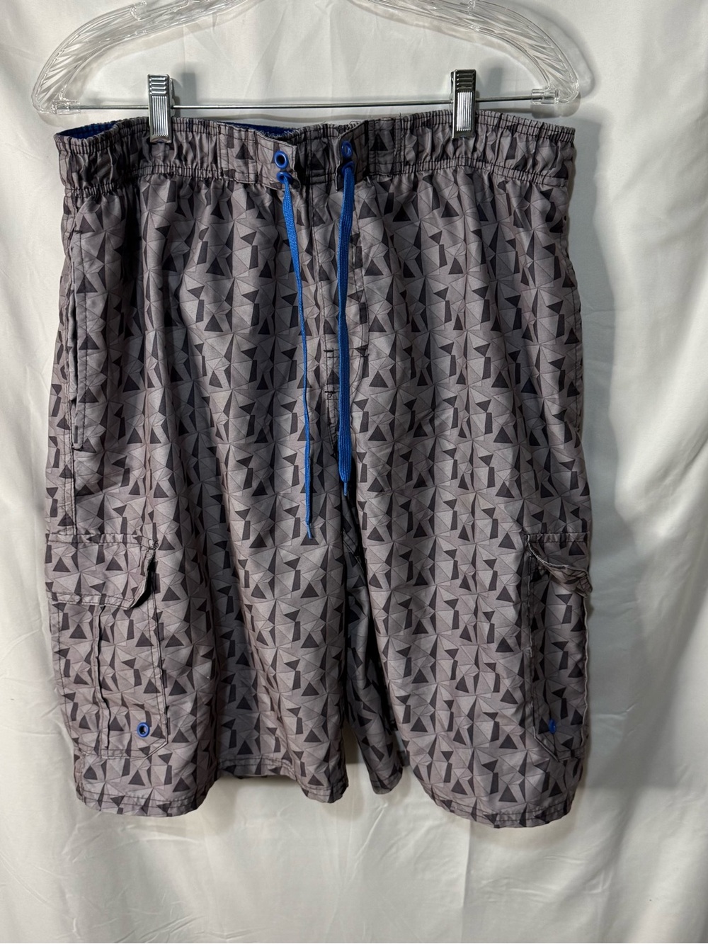 Beverly Hills Polo Club Gray Geometric Men’s Swim Trunks with Blue Drawstring
